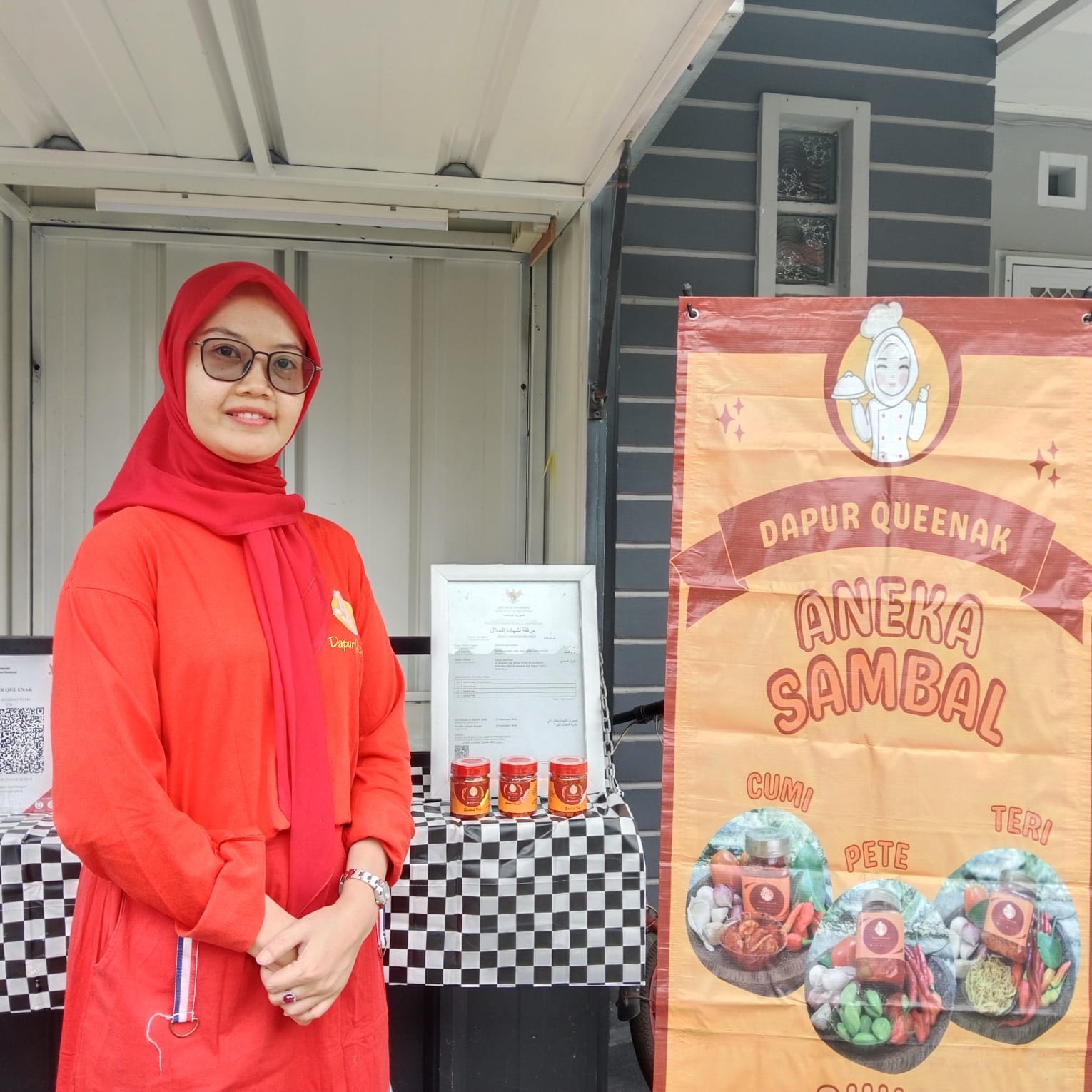 Ibu Ariyanti — Pendiri DapurQueenak